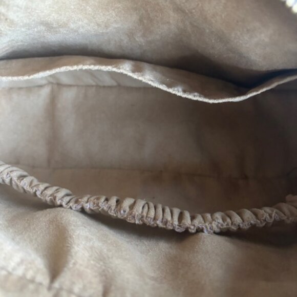 Louis Vuitton Toiletry Bag - Picture 9 of 9